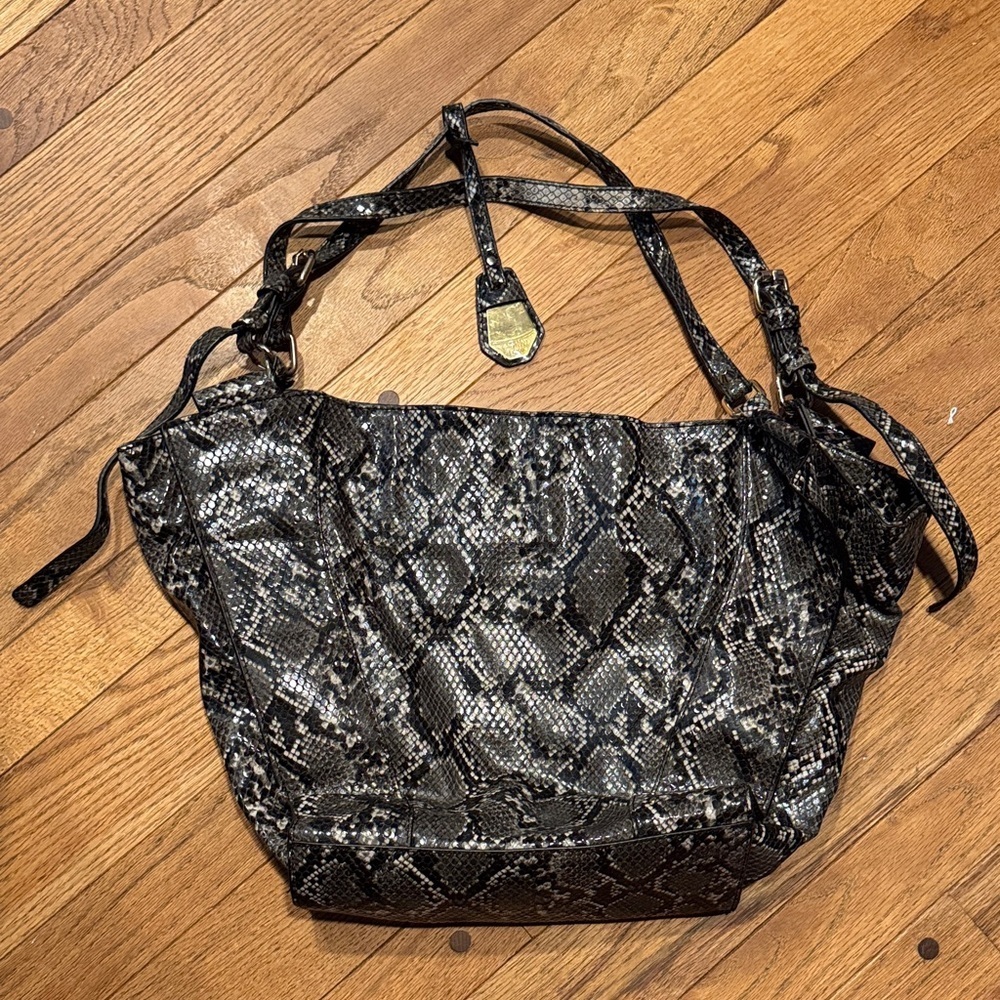 Gianni Bini Monochrome Snakeskin Shoulder Bag